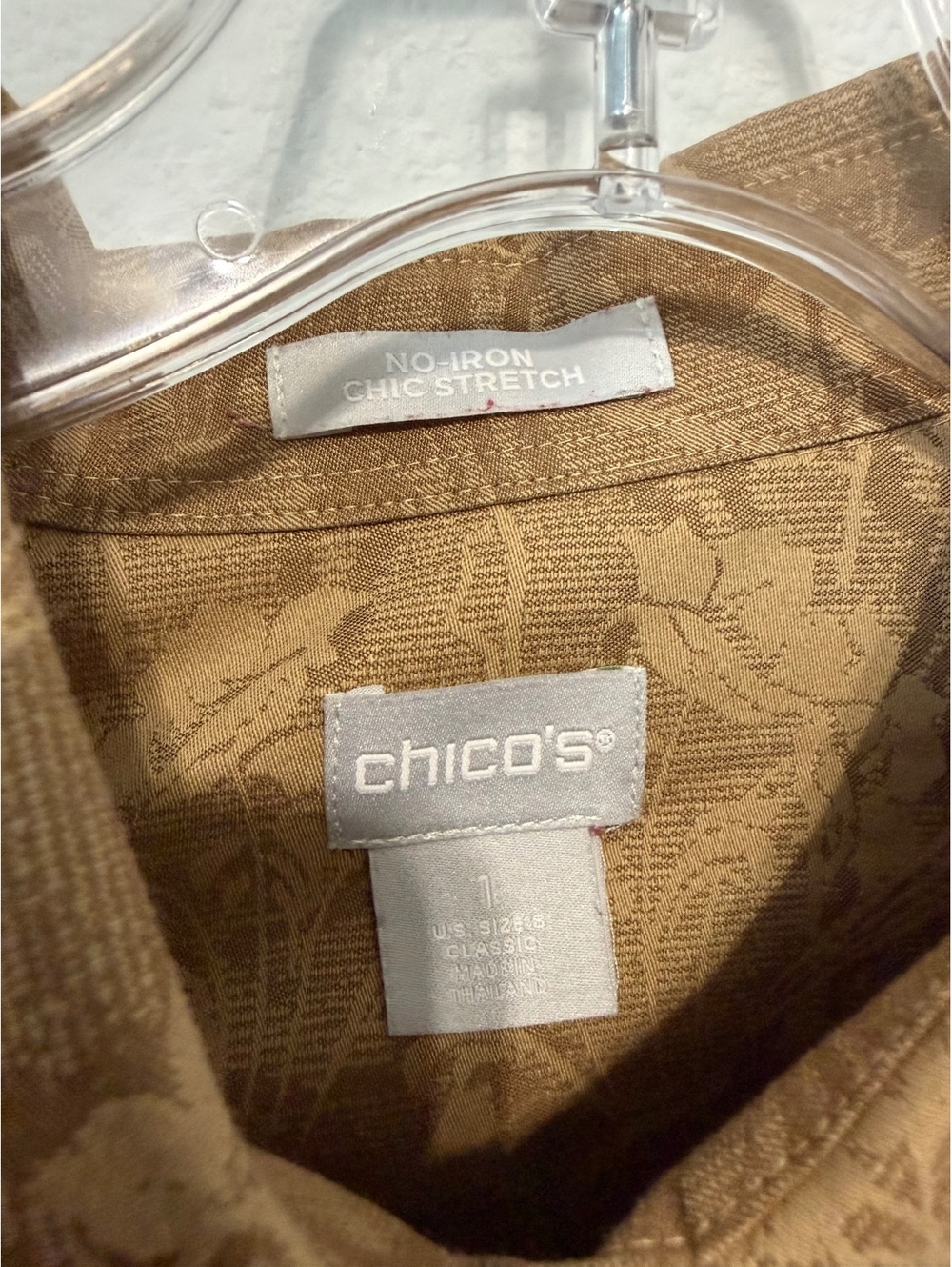 Chico's 3/4 Sleeve Button Up Floral Textured Gold/Brown No-Iron Shirt Size 1 (8) - Picture 7 of 8